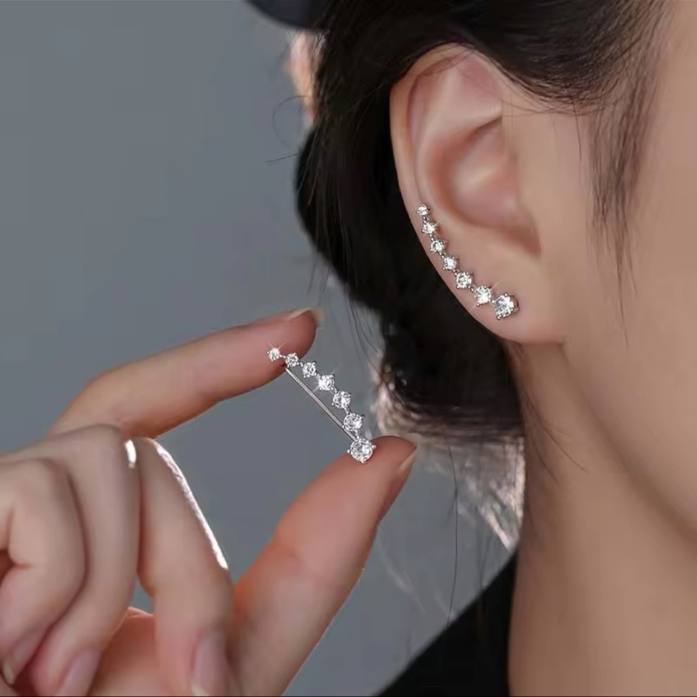 2/$10 NEW! Star Shape Earrings Simple Dainty Cute Boho Diamond